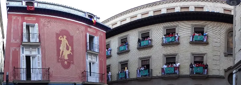 Panorámica de espectadores en los balcones (2014).