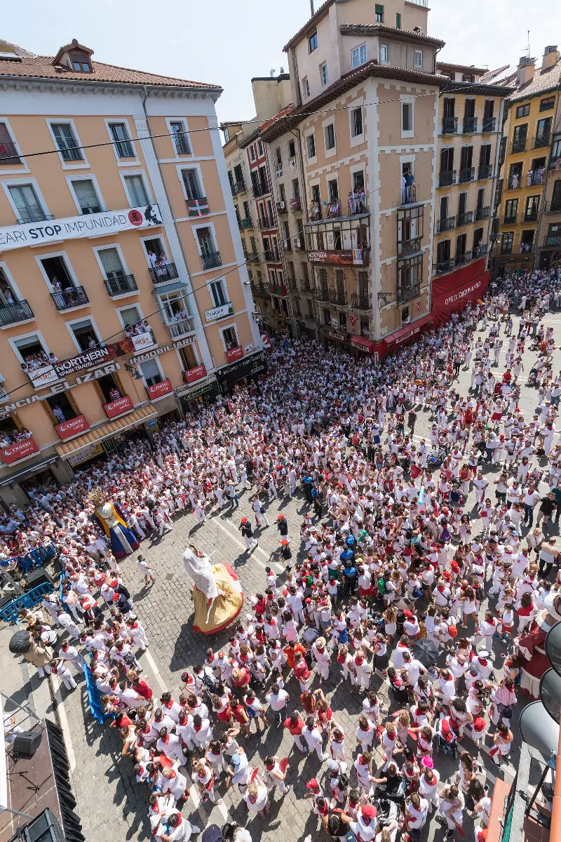 Una calle del Casco Viejo el 14 de julio, horas antes de la despedida (2018).